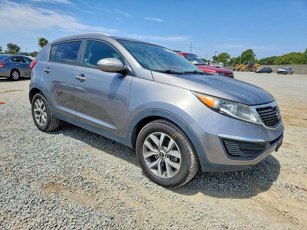 2015 KIA SPORTAGE GL - Middle-low
