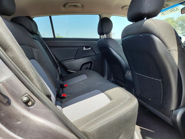 2015 KIA SPORTAGE GL - Middle-low