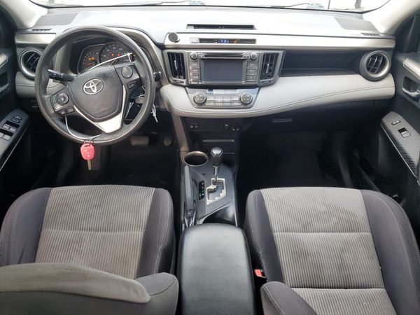 2015 TOYOTA RAV4