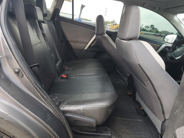 2015 TOYOTA RAV4