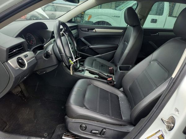 2020 VOLKSWAGEN PASSAT SE