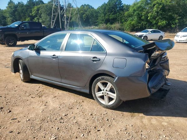 2013 TOYOTA CAMRY