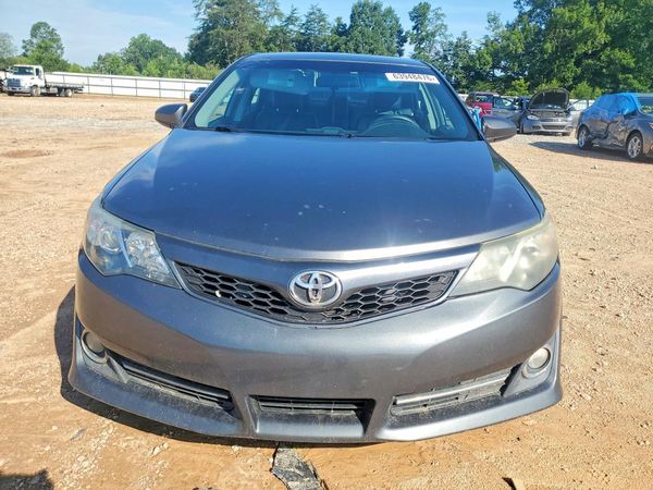 2013 TOYOTA CAMRY