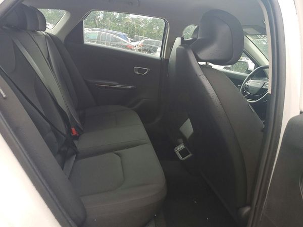 2026 KIA K4 LX, LXS