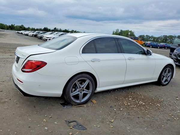 2017 MERCEDES-BENZ E