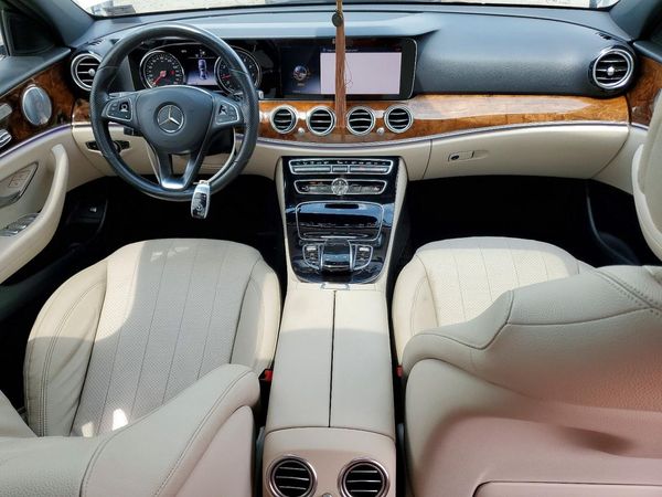 2017 MERCEDES-BENZ E