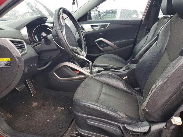 2013 HYUNDAI VELOSTER