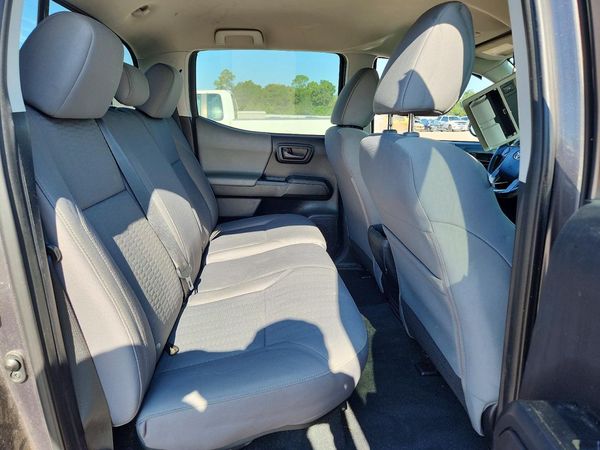 2019 TOYOTA TACOMA SR5