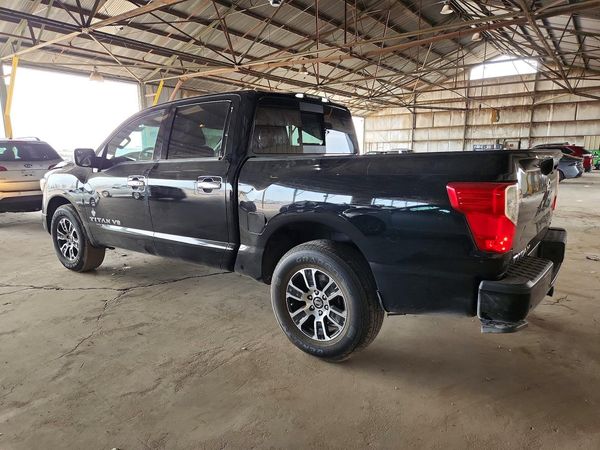 2020 NISSAN TITAN