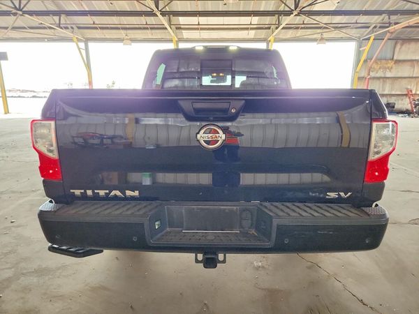 2020 NISSAN TITAN