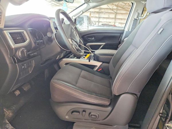 2020 NISSAN TITAN