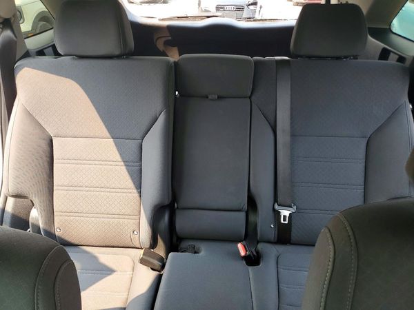 2016 KIA SORENTO L / LX