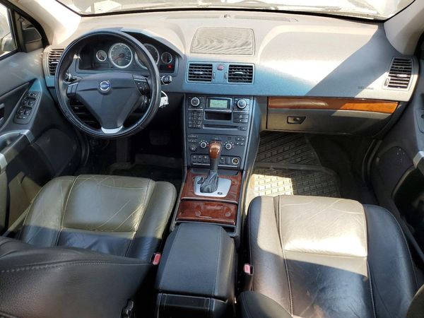 2014 VOLVO XC90