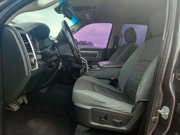 2015 RAM 1500 SLT