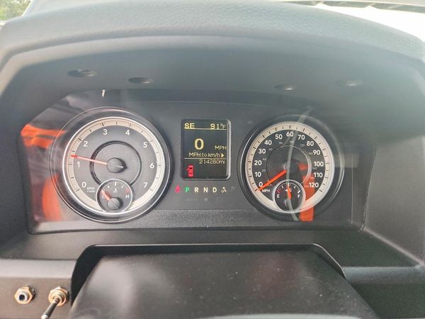 2015 RAM 1500 SLT