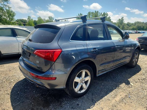 2012 AUDI Q5 Premium Plus