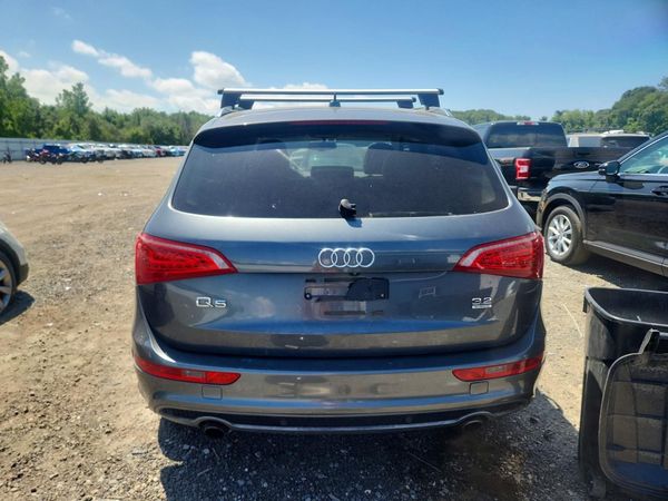 2012 AUDI Q5 Premium Plus