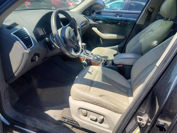 2012 AUDI Q5 Premium Plus