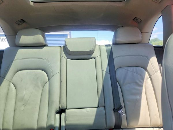 2012 AUDI Q5 Premium Plus