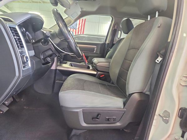 2018 RAM 1500 SLT