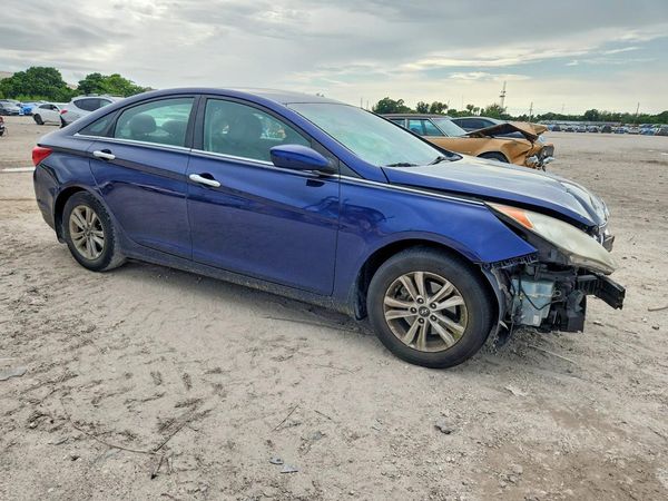 2012 HYUNDAI SONATA