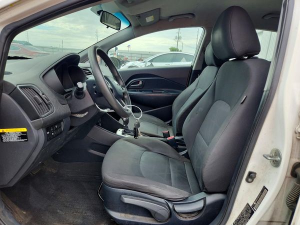 2016 KIA RIO LX A/T