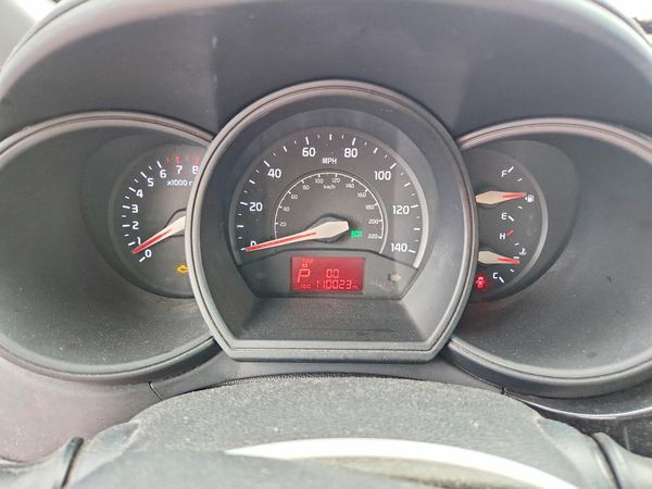 2016 KIA RIO LX A/T