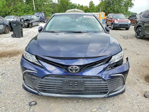 2021 TOYOTA CAMRY