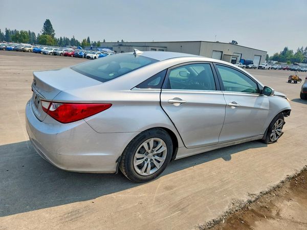 2012 HYUNDAI SONATA
