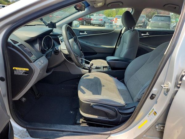 2012 HYUNDAI SONATA