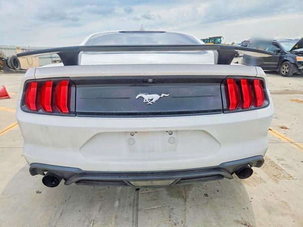 2020 FORD MUSTANG I4 Coupe