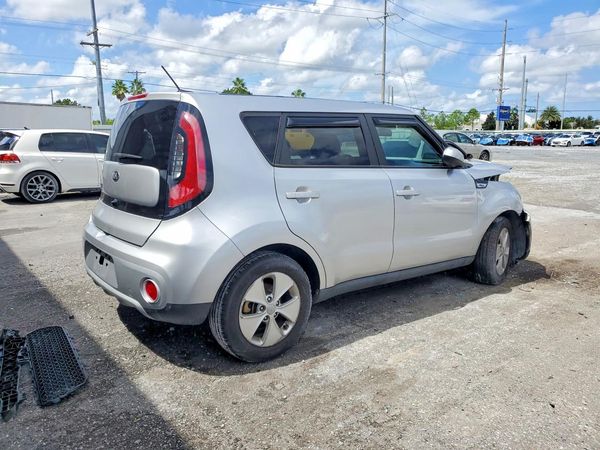 2017 KIA SOUL Base
