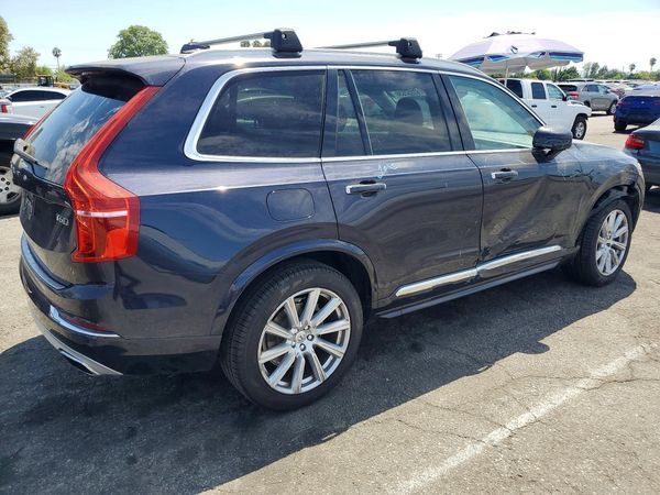 2016 VOLVO XC90