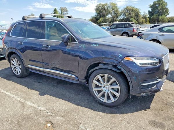 2016 VOLVO XC90