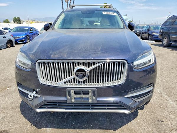 2016 VOLVO XC90