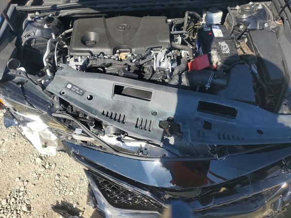 2019 TOYOTA CAMRY L/LE/SE/XLE — Engine bay