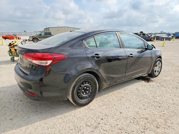 2017 KIA FORTE