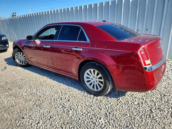 2013 CHRYSLER 300 Base/Limited