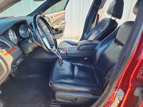 2013 CHRYSLER 300 Base/Limited
