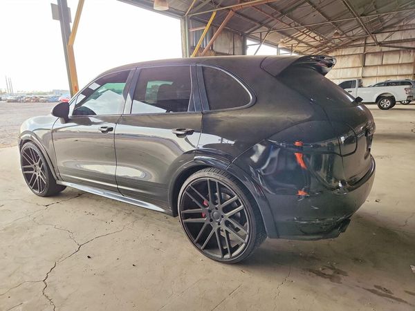 2013 PORSCHE CAYENNE GTS