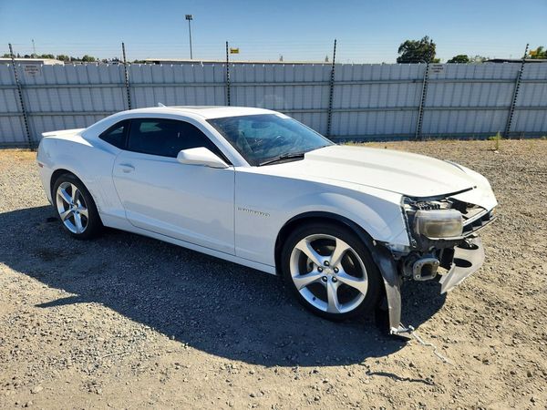 2015 CHEVROLET CAMARO 1LT — Passenger 3/4
