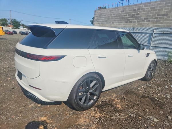 2026 LAND ROVER RANGEROVER P400 Dynamic SE — PSRA