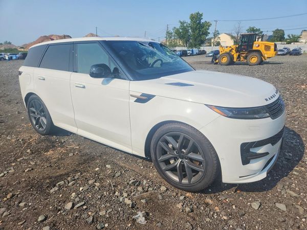 2026 LAND ROVER RANGEROVER P400 Dynamic SE — Passenger 3/4