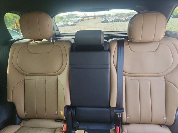 2026 LAND ROVER RANGEROVER P400 Dynamic SE — SUVN