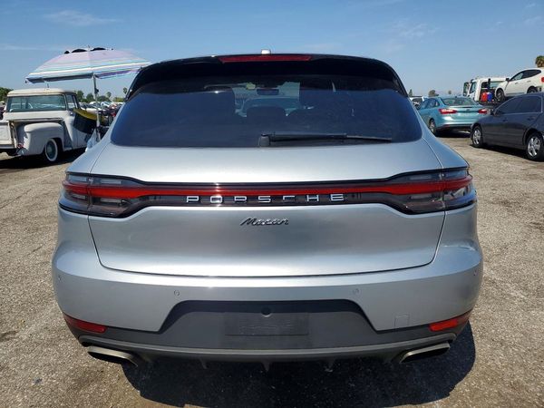 2020 PORSCHE MACAN