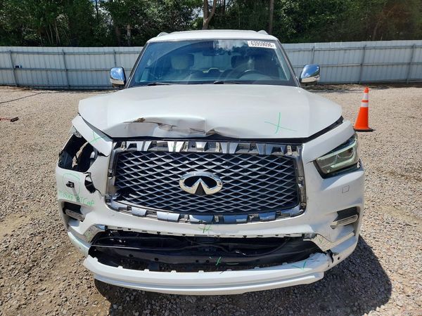 2021 INFINITI QX80 SV