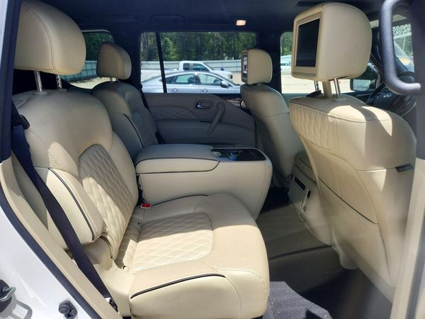2021 INFINITI QX80 SV