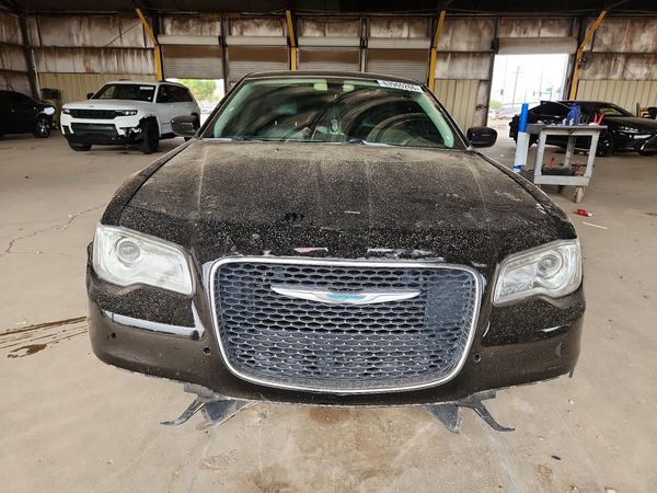 2017 CHRYSLER 300