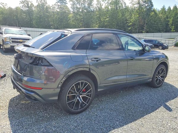 2019 AUDI Q8