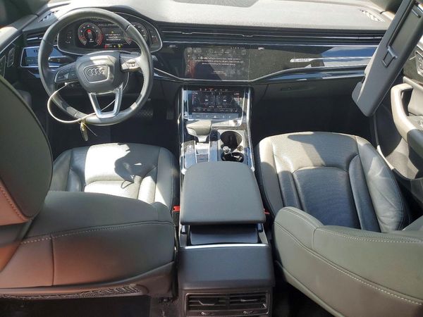 2019 AUDI Q8
